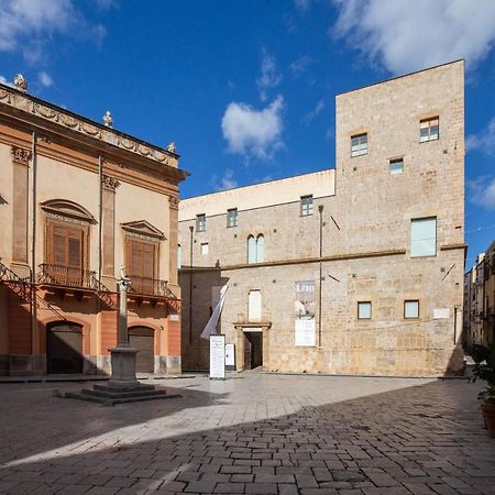 Appartamento Mansardato Nel Cuore Di Palermo - Accesso Terrazza Exterior photo